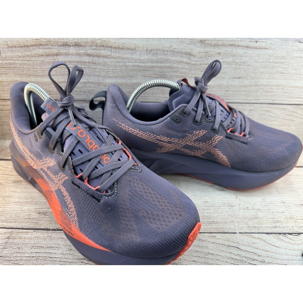 Asics Men's Dark Purple Novablast 5 Lace Up Mesh Upper Running Shoes Size 8.5
